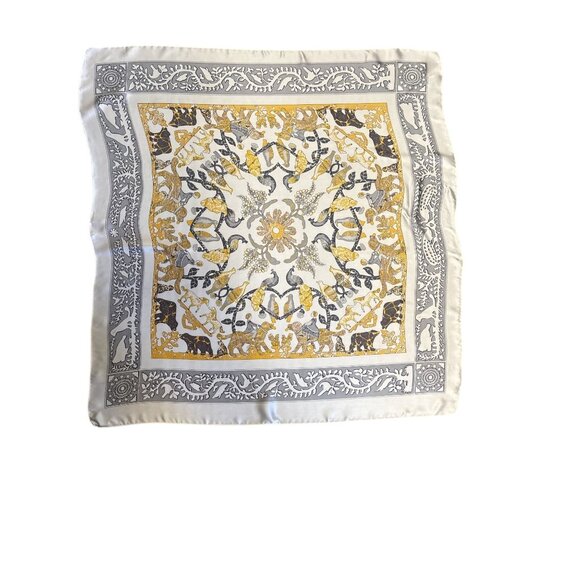 Early America scarf with intricate designs with gold and silver 100% polyester - Picture 1 of 6
